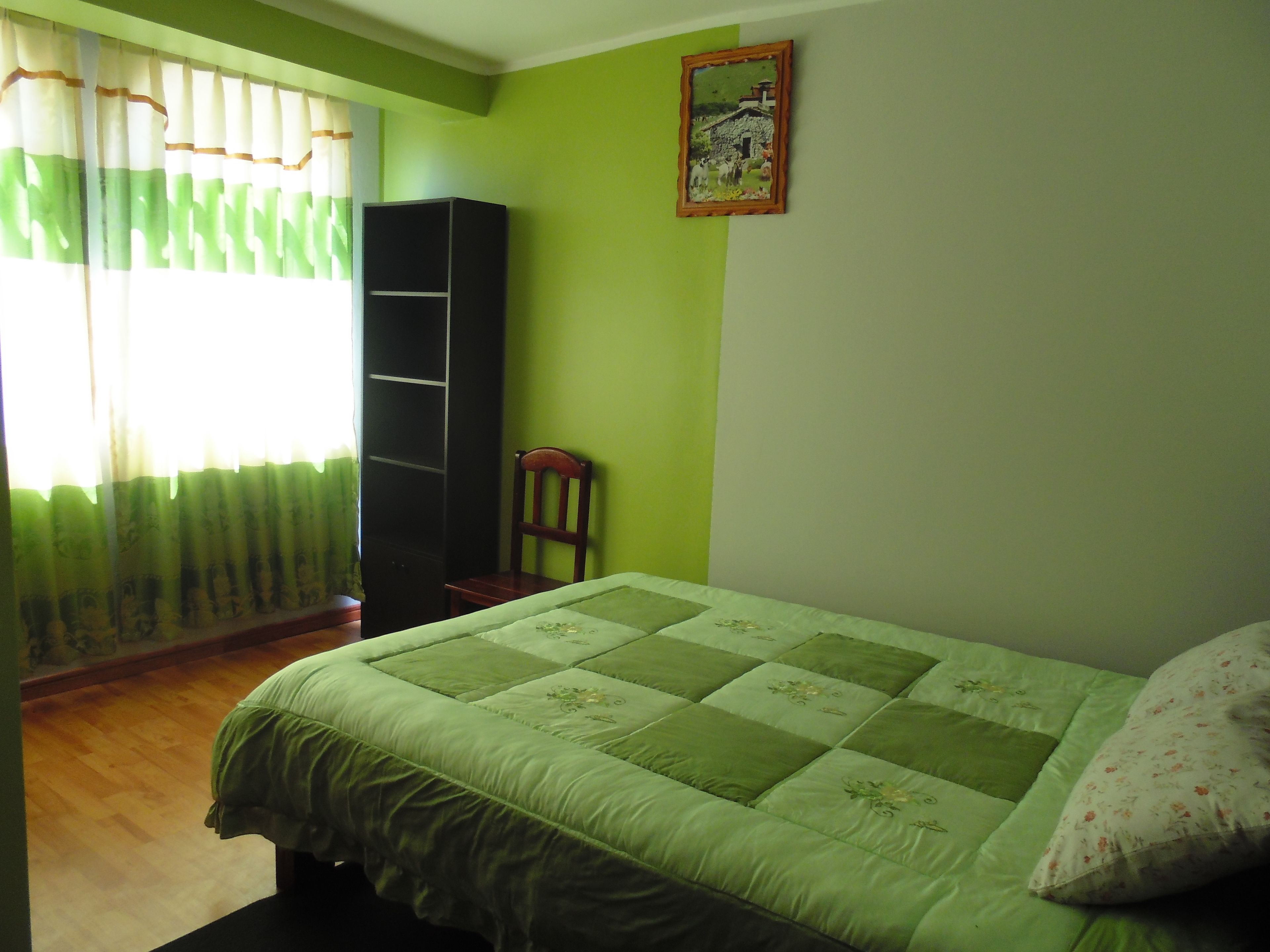 Quarto solteiro | Wi-Fi de cortesia