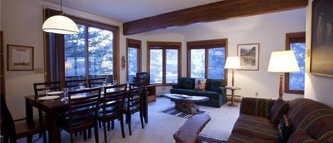 Condo, 2 Bedrooms, Non Smoking | Living room | TV, fireplace