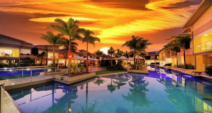 1770 Lagoons Central Apartment Resort