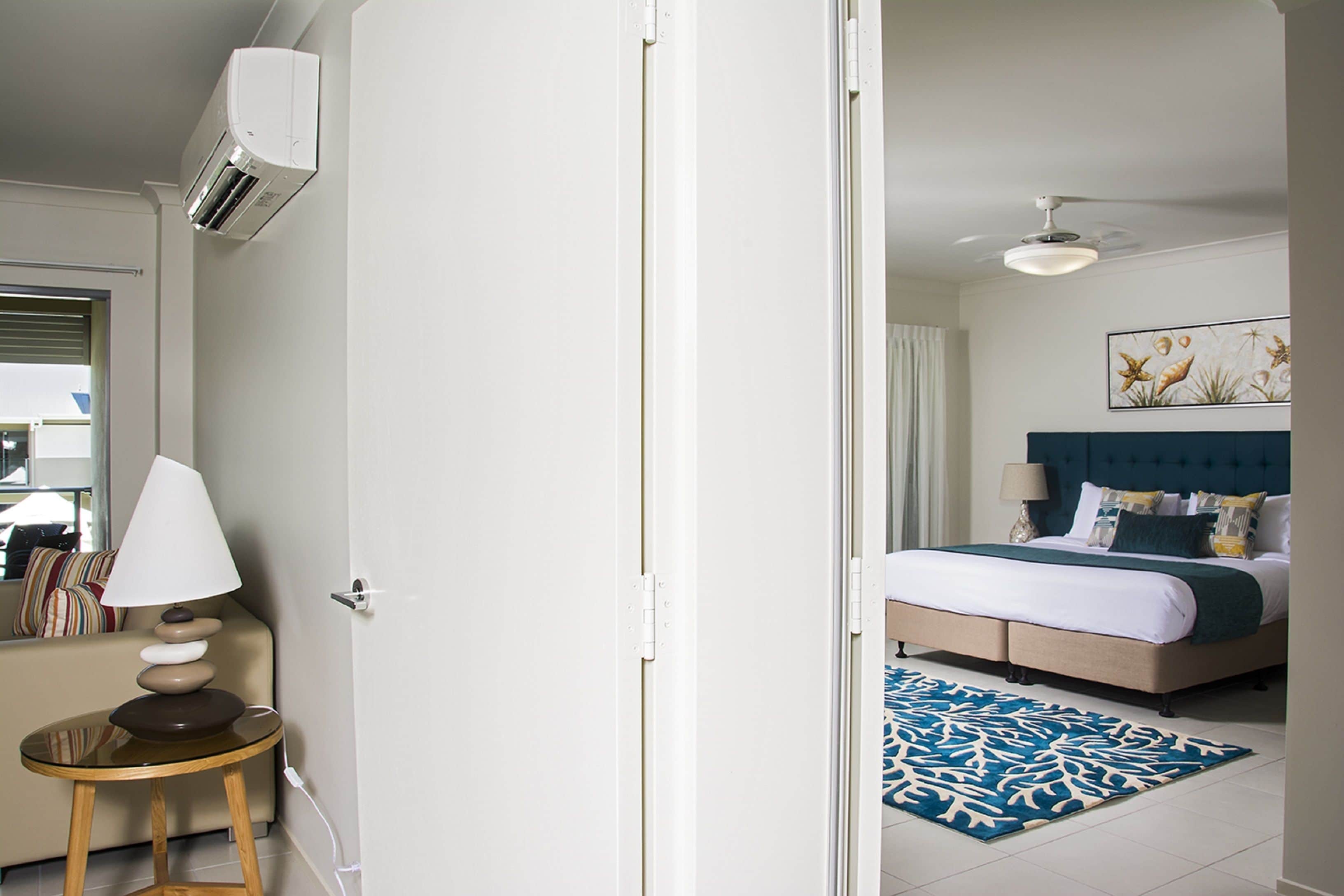 32-inch flat-screen tv with cable channels, tv, ipod dock