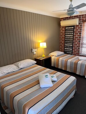 Literie de qualité supérieure, fer et planche à repasser, Wi-Fi gratuit