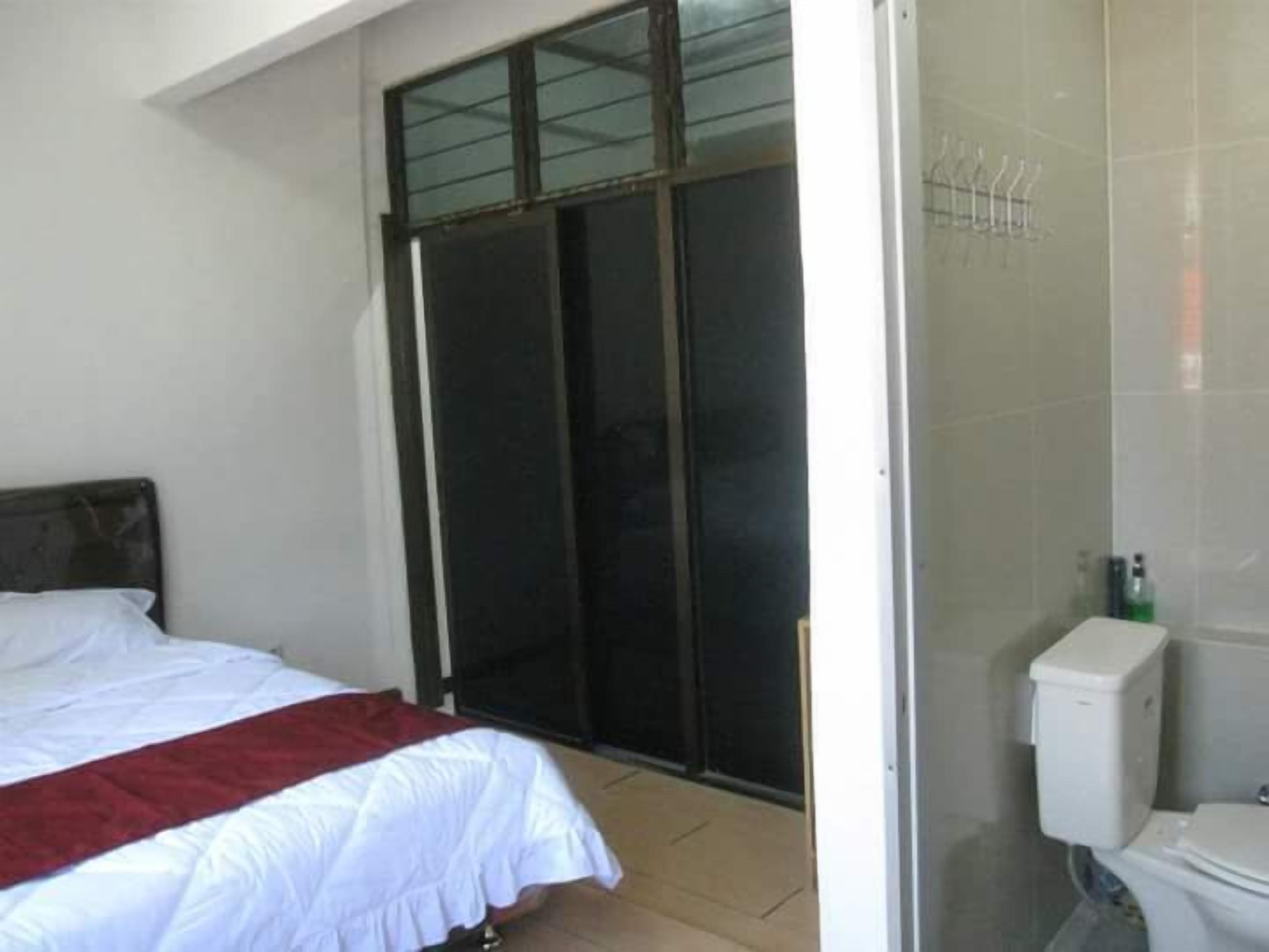 Suite | Escritorio, camas extra y wifi gratis 