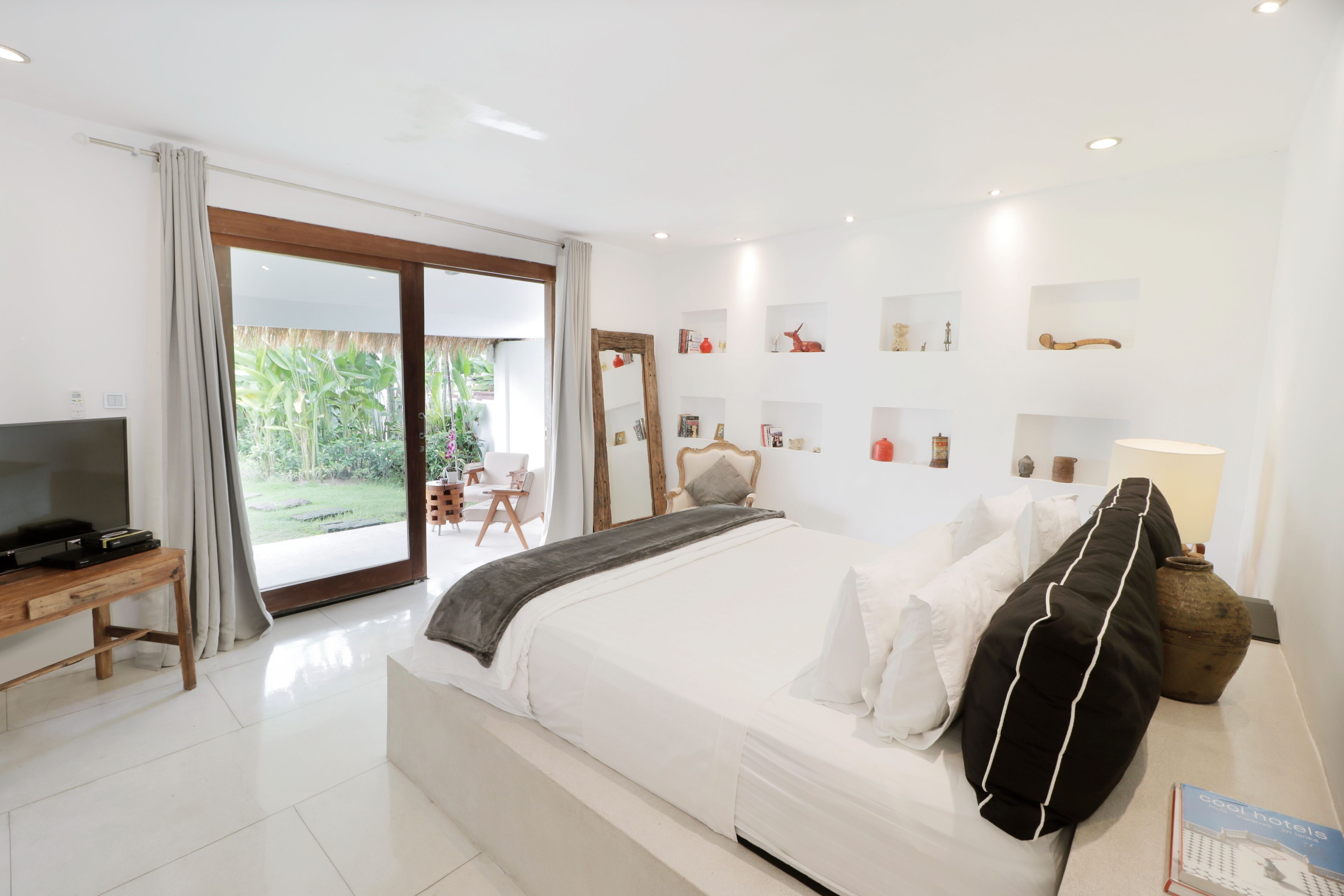 Minibar, in-room safe, blackout drapes, free cribs/infant beds