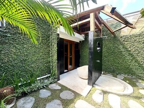 Prestige Room, 2 Bedrooms | Bathroom | Free toiletries, hair dryer, towels, soap - The Apartment Umalas (Kerobokan)