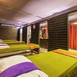 Sauna, aromatherapy, Thai massages, body scrubs, facials, reflexology