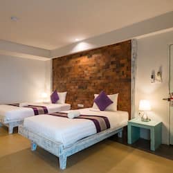 1 habitación y minibar con artículos gratuitos