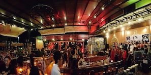 Bar (on property) - Phonethip Plaza Hotel (Vientiane)