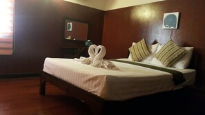 Doppelzimmer (Shared Bathroom) | Kostenloses WLAN