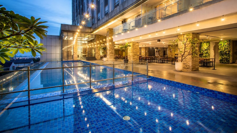 Swiss-Belhotel Karawang