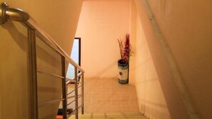 Staircase - Number 1 Guesthouse & Restaurant (Krabi)