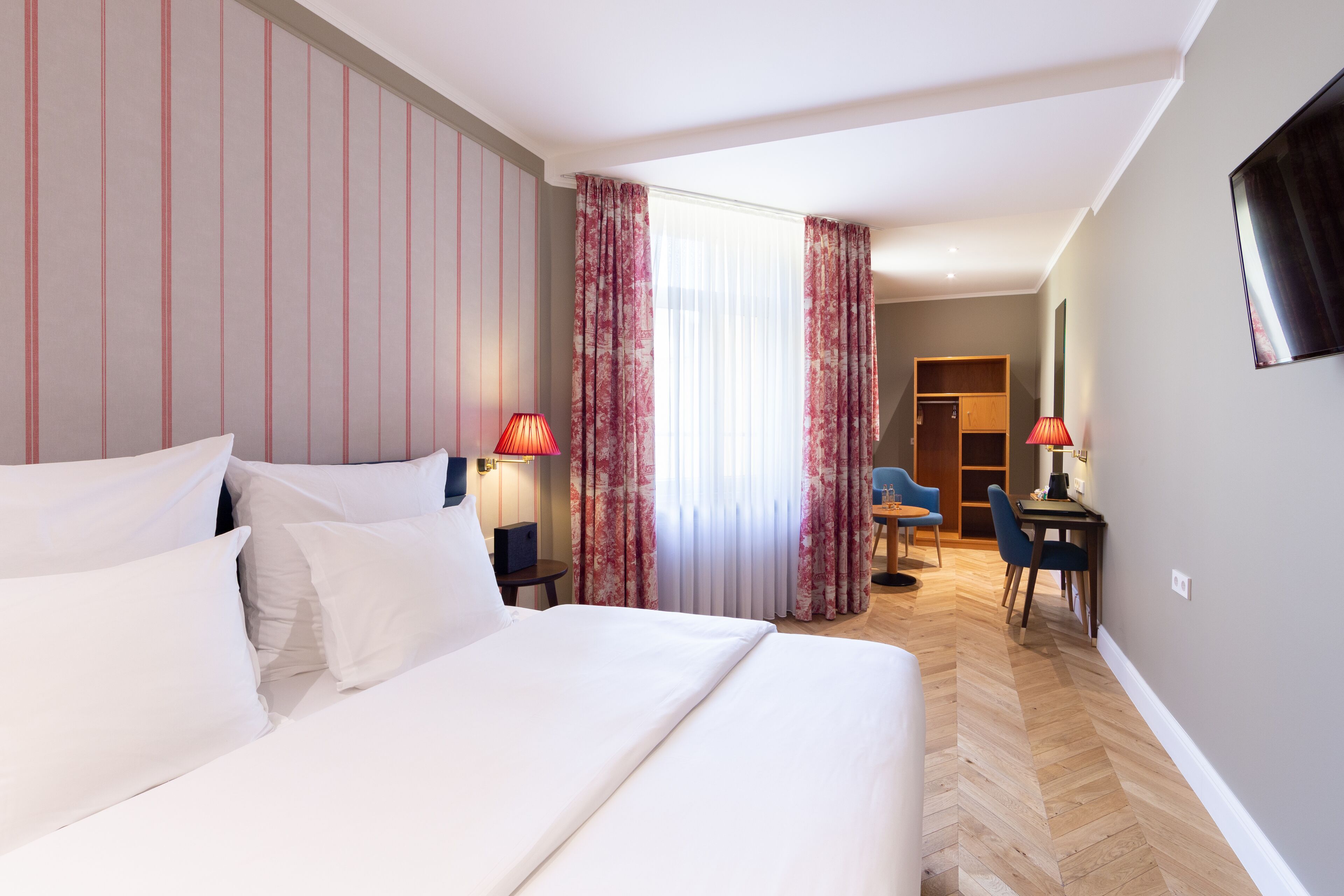 superior double room | in-room safe, desk, laptop workspace, soundproofing