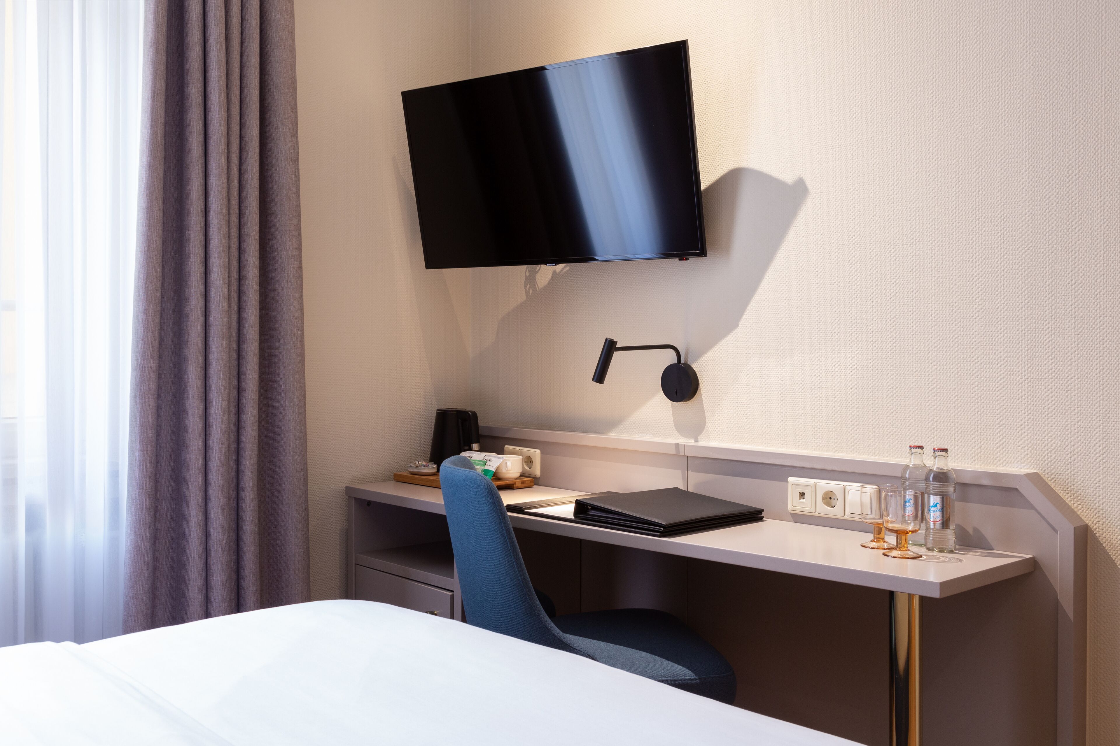 Chambre Double | Télévision