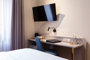 Double Room | Television