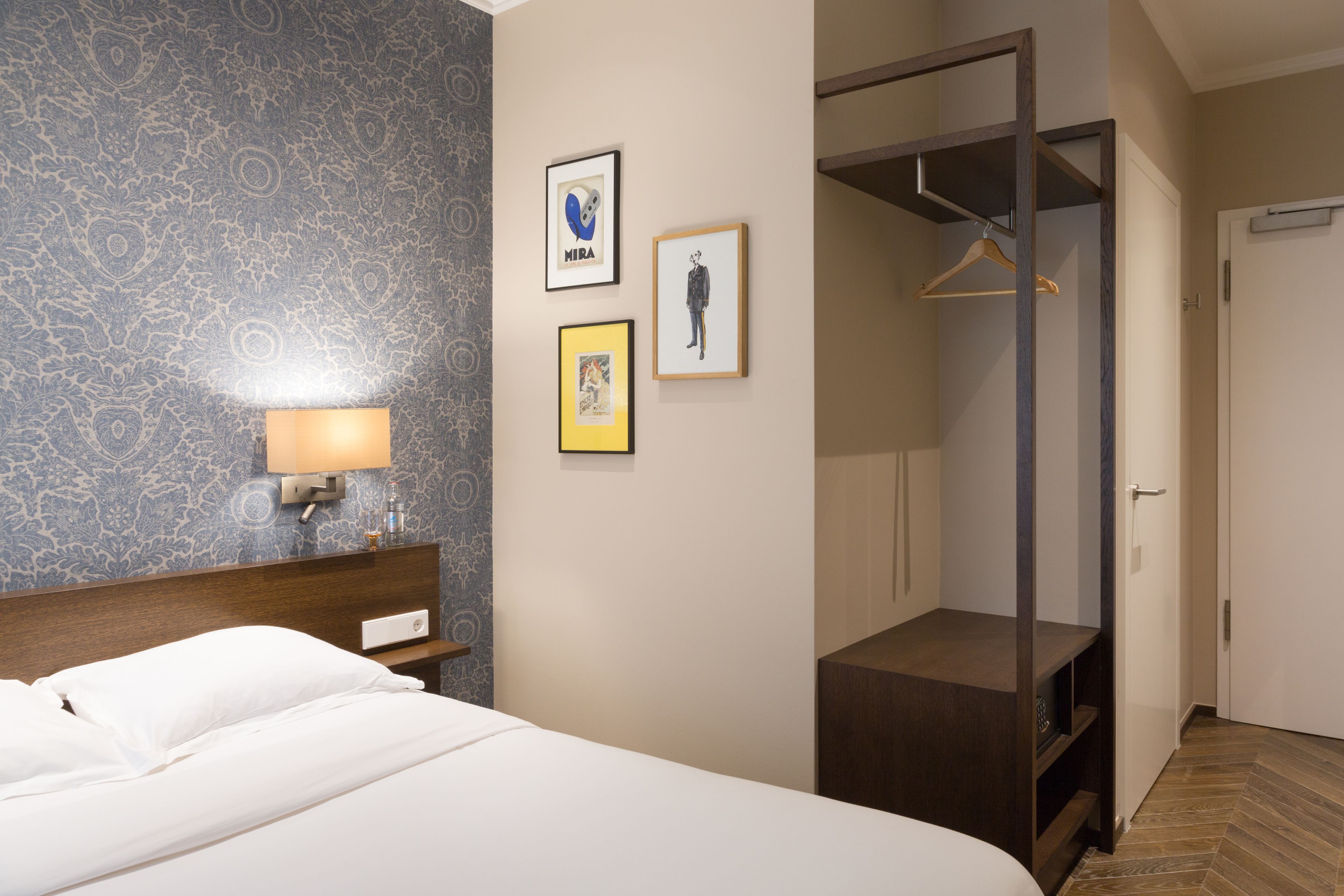 Photo - Hotel Perrin - former Carlton