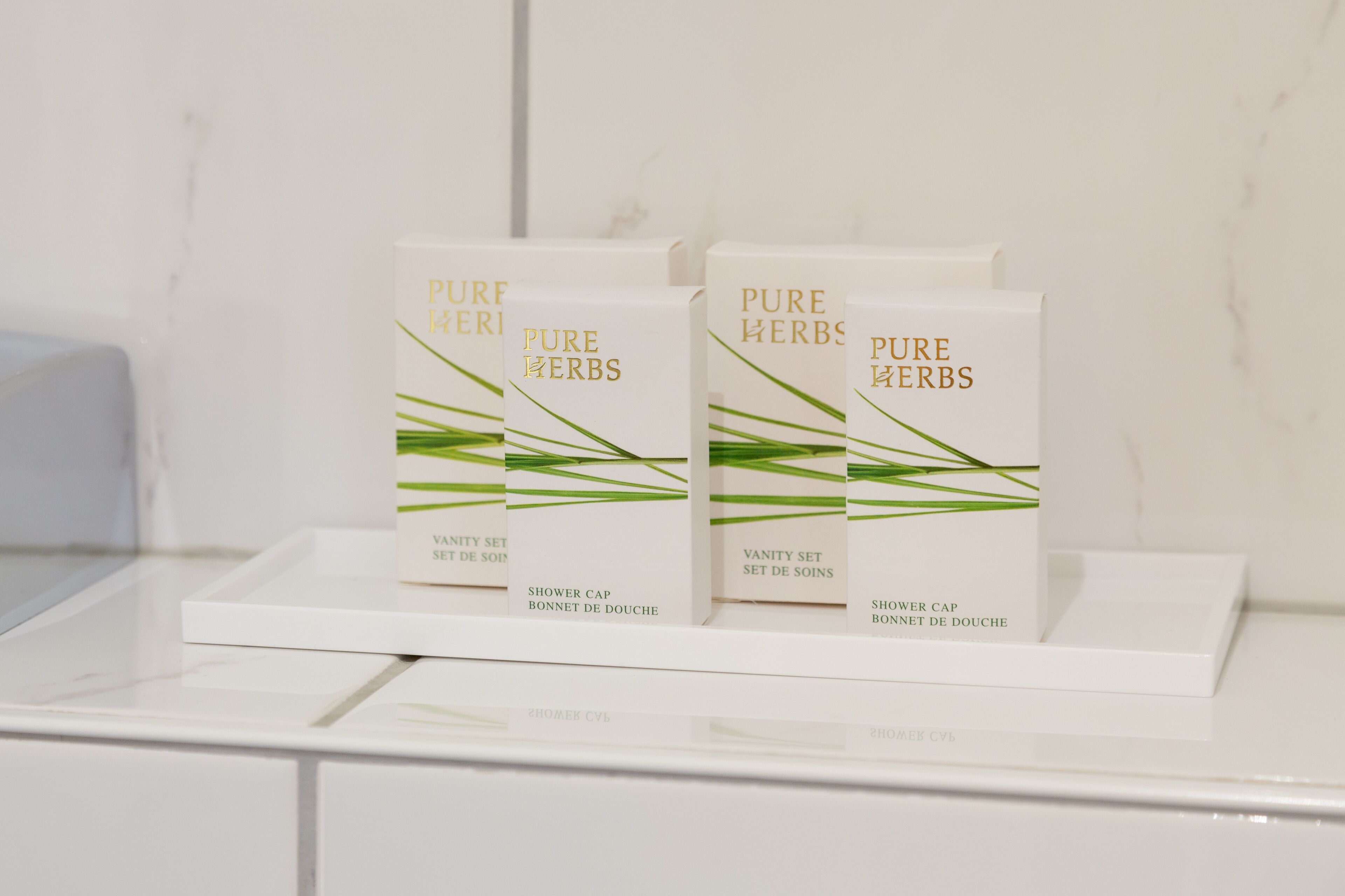 superior double room | bathroom | free toiletries, hair dryer, towels