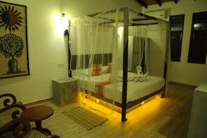 Ropa de cama de alta calidad y minibar