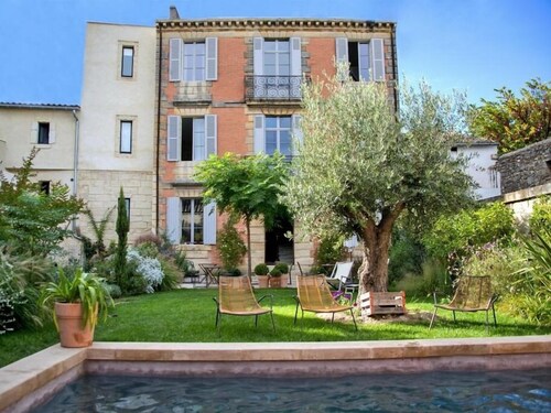 La Maison Rouge D'uzes