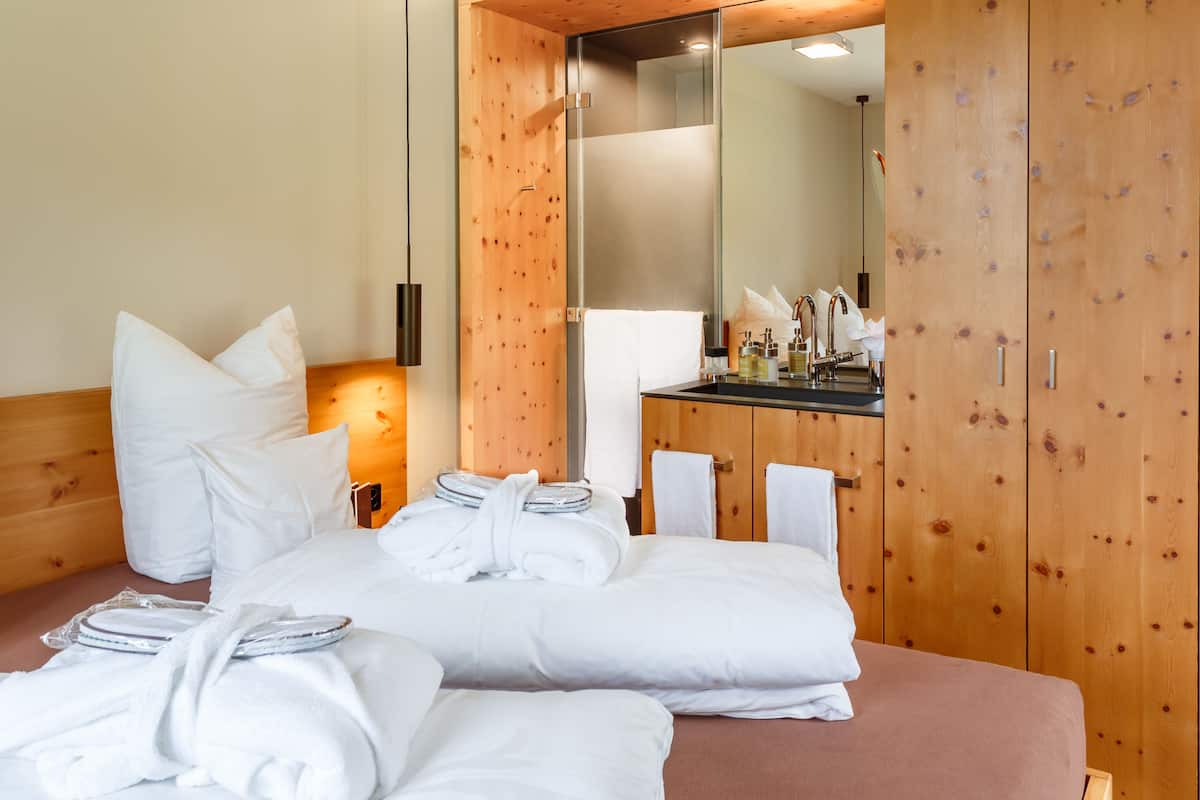 Classic Double Room, Mountain View
