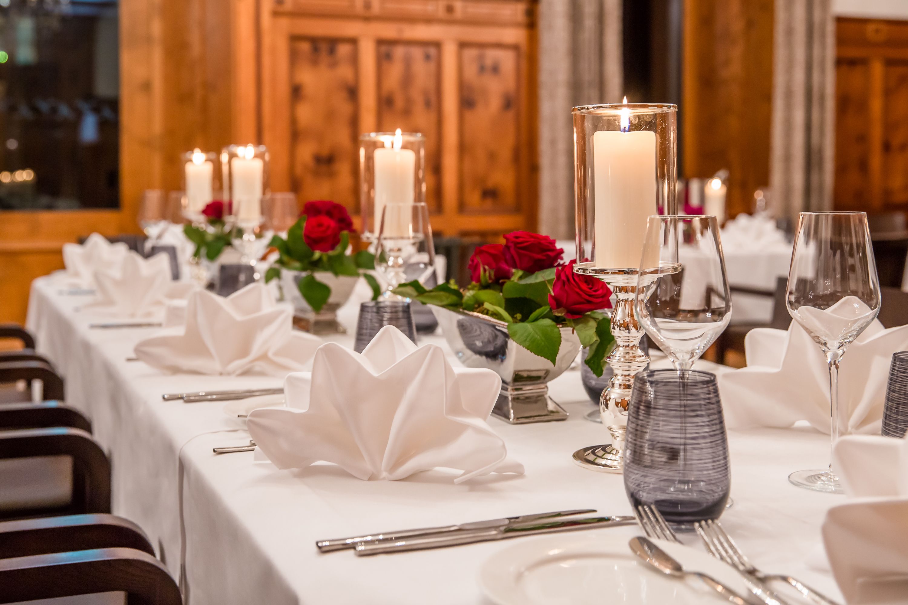 breakfast, lunch, dinner served; regional cuisine, al fresco dining