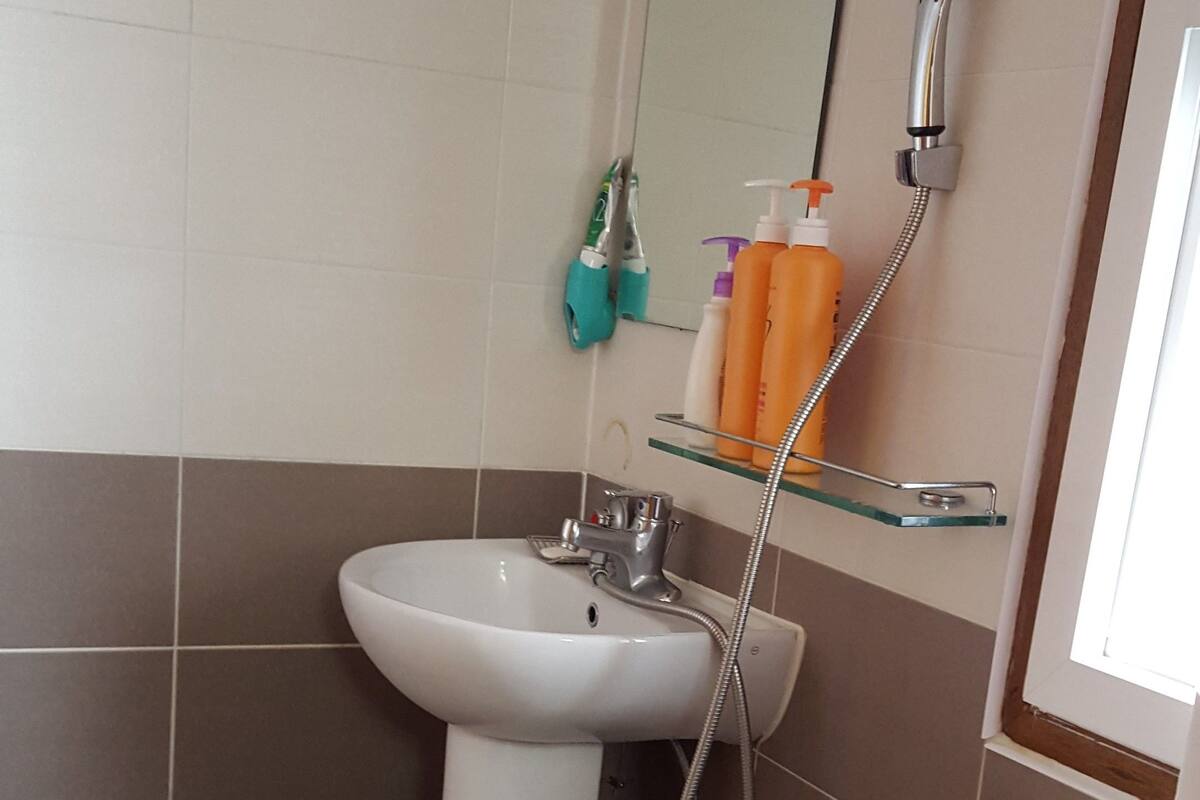 Chambre Familiale | Salle de bain