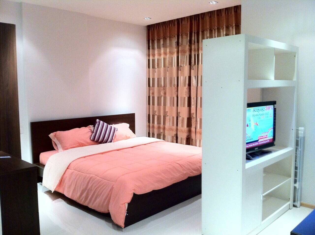 Studio | In-room safe, desk, free WiFi