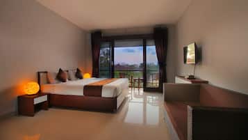 Standard Room | Desk, free WiFi, bed sheets