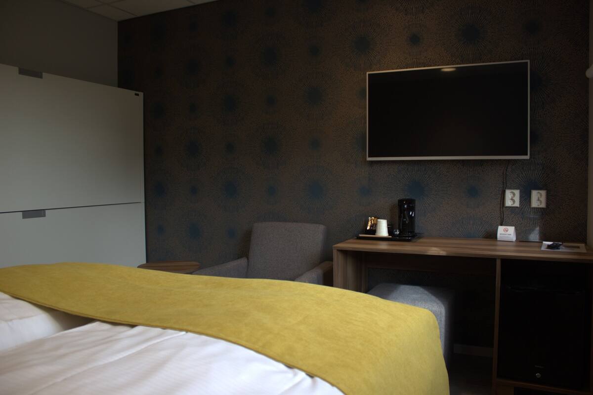 Familierom Deluxe plass til 4 personer | Strykejern/-brett, wi-fi (inkludert) og sengetøy