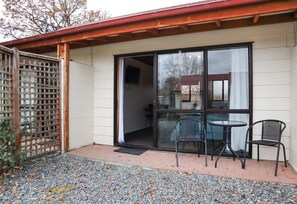 Balcony - Pinewood Motels (Fairlie)