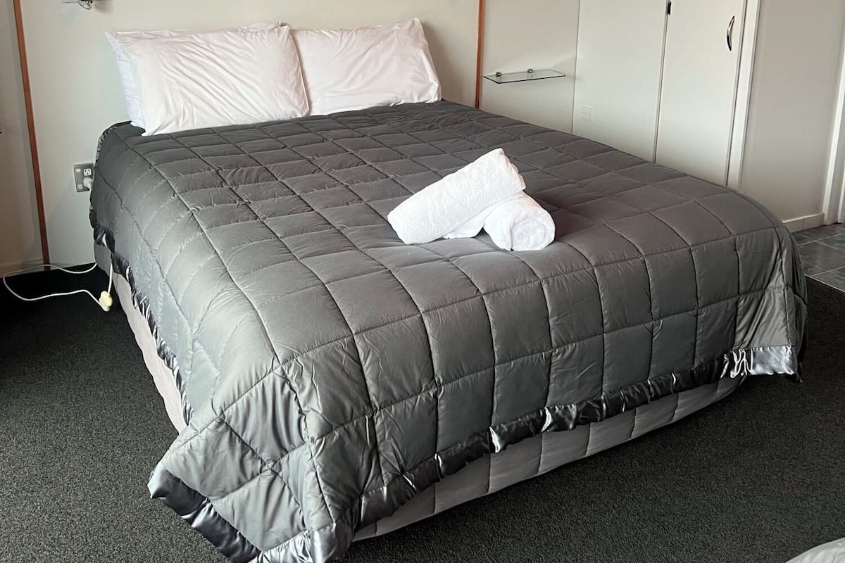 Estudio | Insonorización, wifi gratis y ropa de cama