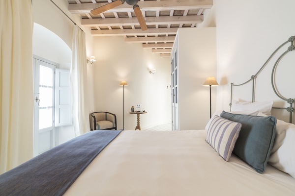 Double Room, Balcony (Green Double) | Street view
