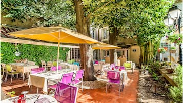 Dinner served, French cuisine, pool views
