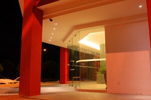 Entrada de la propiedad