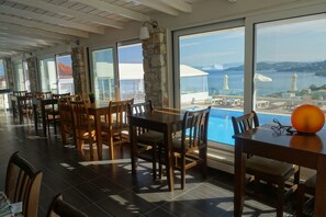 Cocktail bar - Hotel Rene (Skiathos)