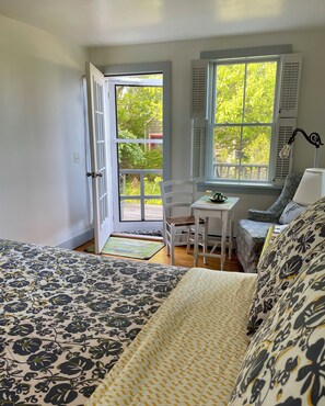 标准房, 1 张双人床, 私人浴室, 部分海洋景观 | 埃及棉床单、高档床上用品、羽绒被、记忆海绵床垫