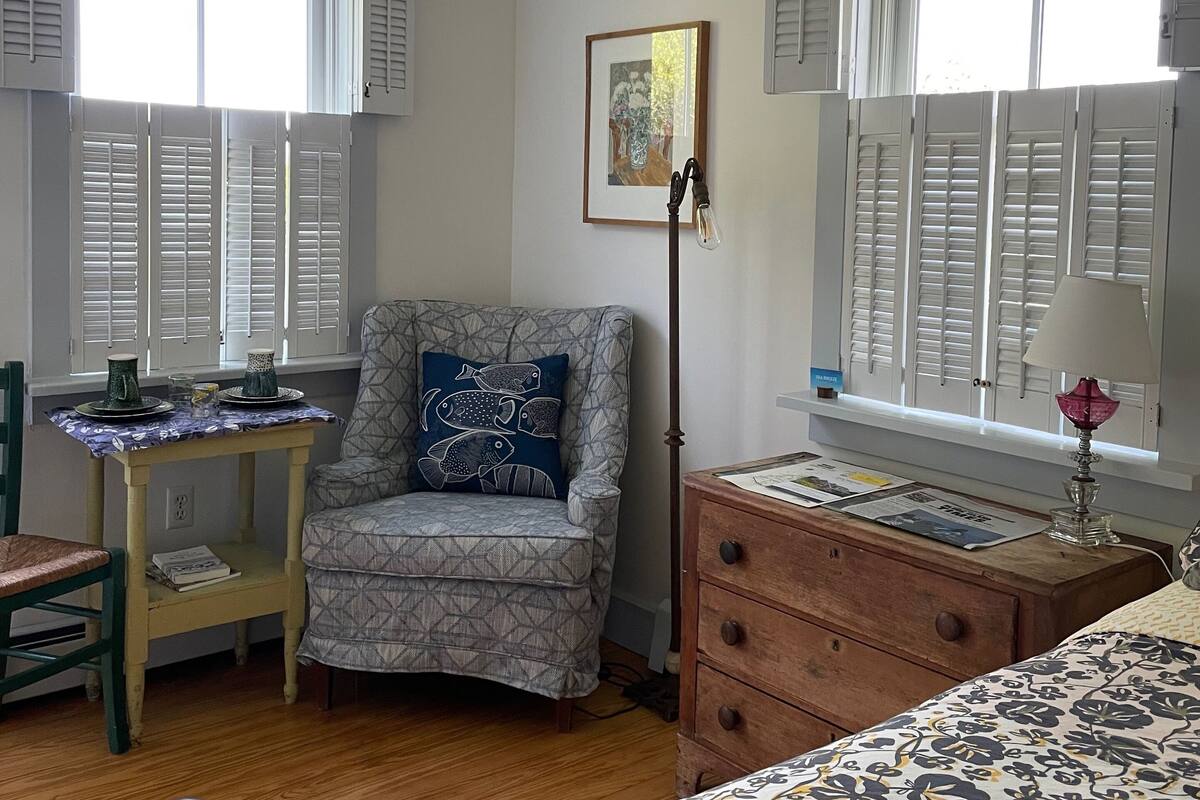 Standard Room, 1 Double Bed, Private Bathroom, Partial Ocean View