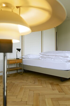 Habitación superior | Ropa de cama de alta calidad, cortinas blackout y wifi gratis 