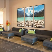 Wingate By Wyndham Calgary Airport