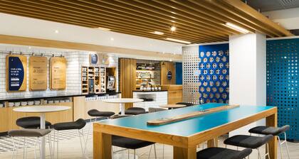 Holiday Inn Express London - Ealing by IHG