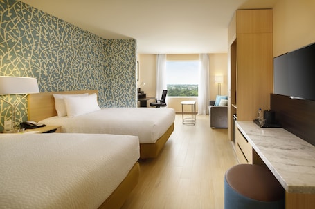 Studio, 2 Double Beds, Non Smoking, City View | In-room safe, desk, iron/ironing board, free cribs/infant beds