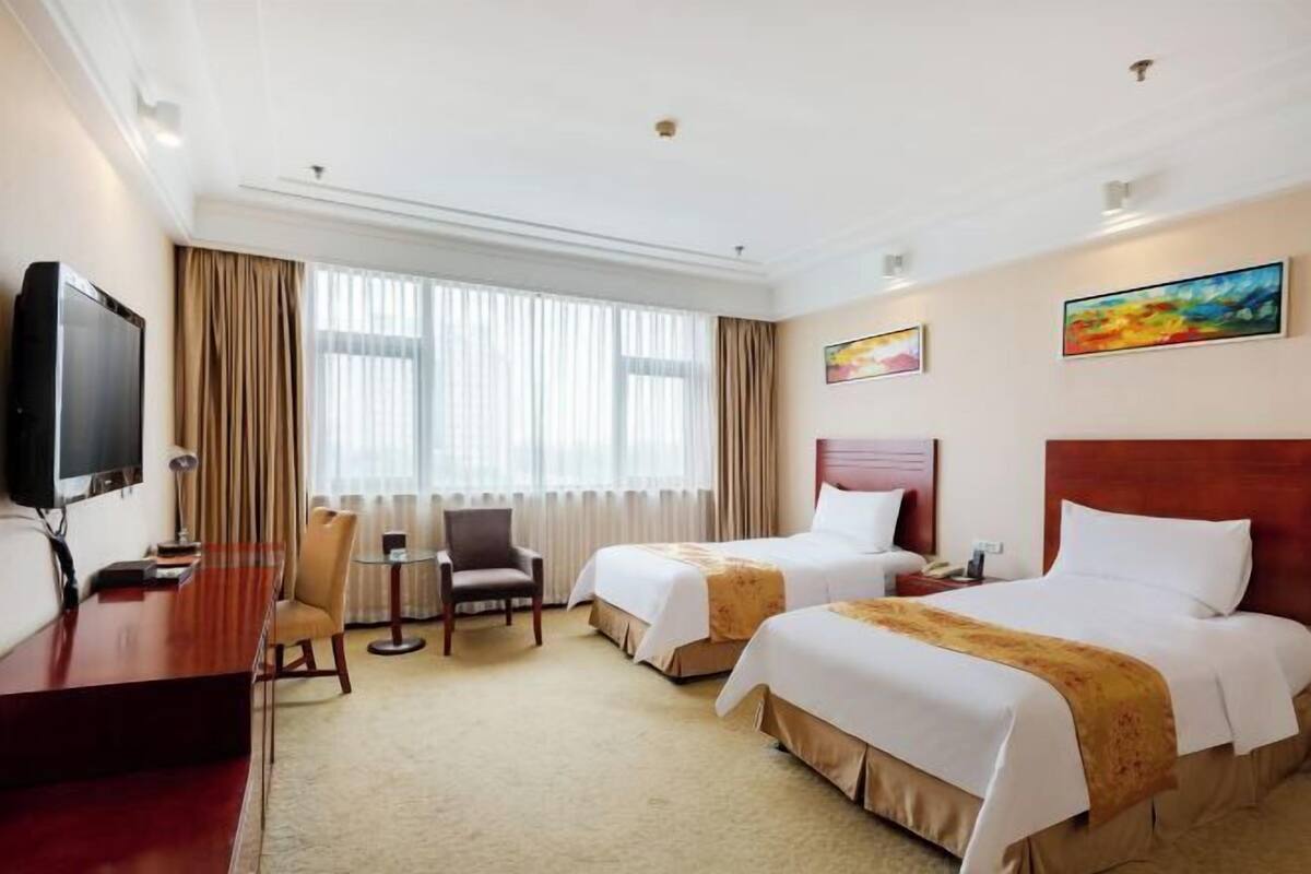 Minibar, in-room safe, iron/ironing board, cribs/infant beds