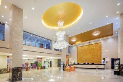 Fenghua International Garden Hotel