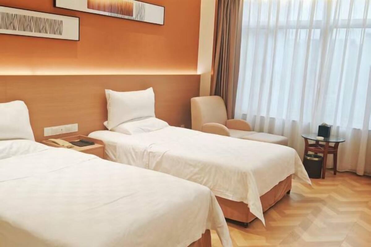 Minibar, in-room safe, iron/ironing board, cots/infant beds