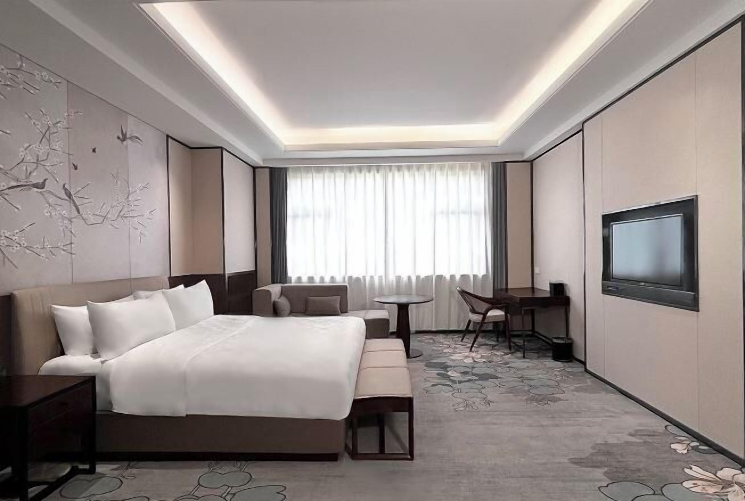 Minibar, in-room safe, iron/ironing board, cribs/infant beds