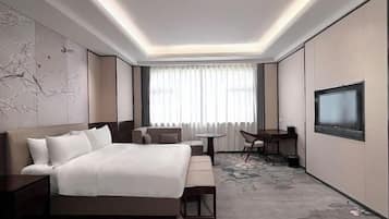 Minibar, in-room safe, iron/ironing board, cribs/infant beds