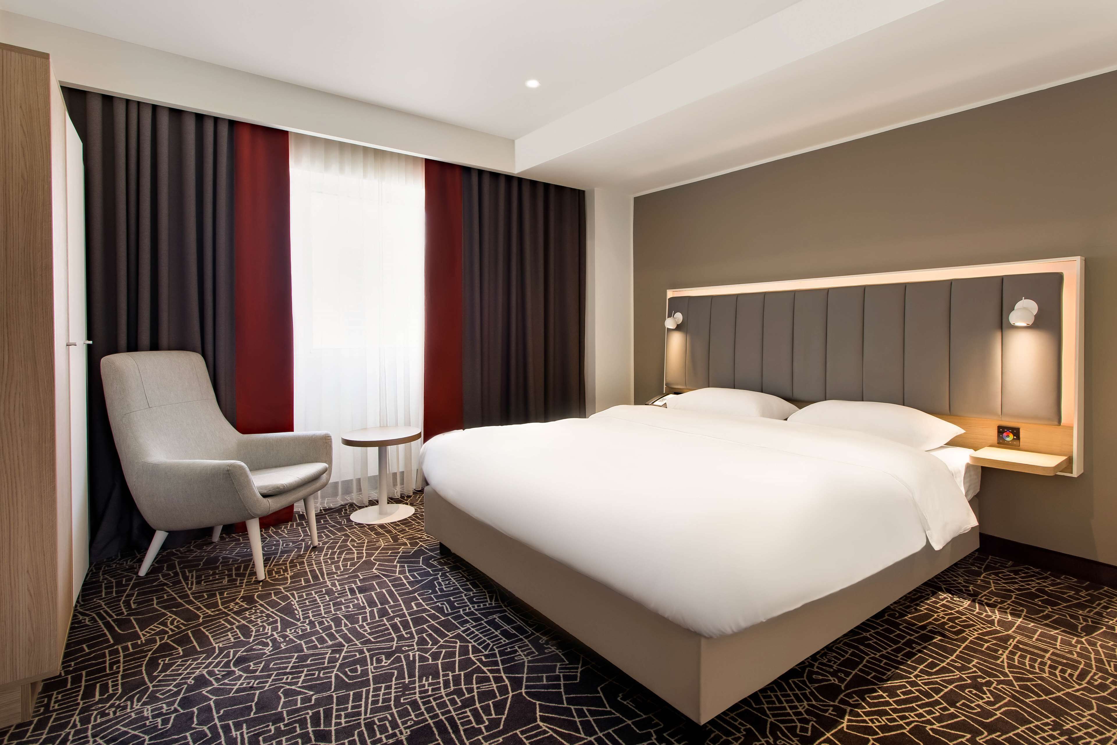 Photo - Park Inn by Radisson Bucharest Hotel & Residence