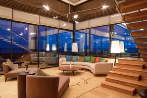 Minibar, in-room safe, soundproofing, iron/ironing board