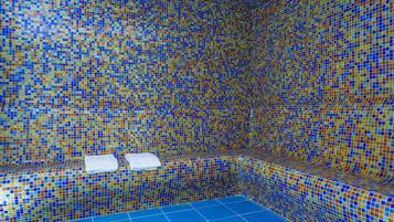 Couples treatment rooms, Turkish bath, body treatments