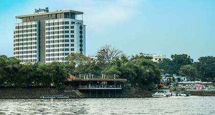 Radisson Blu M'Bamou Palace Hotel