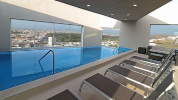 Piscina en la azotea