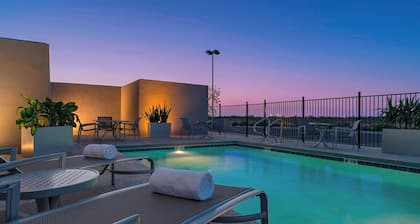 Four Points By Sheraton Midland